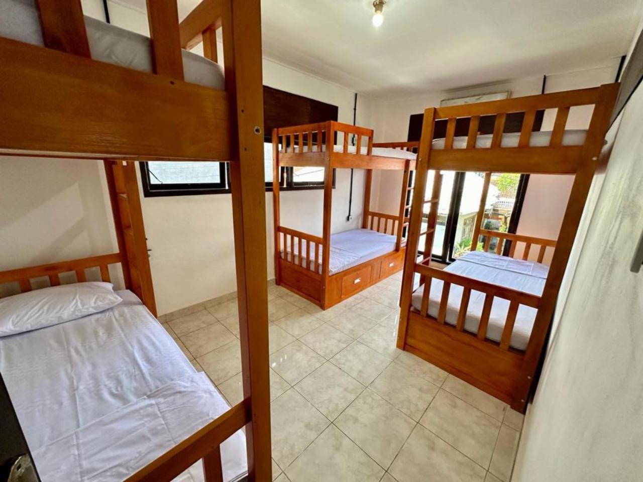 Rodin Bali Asrama *